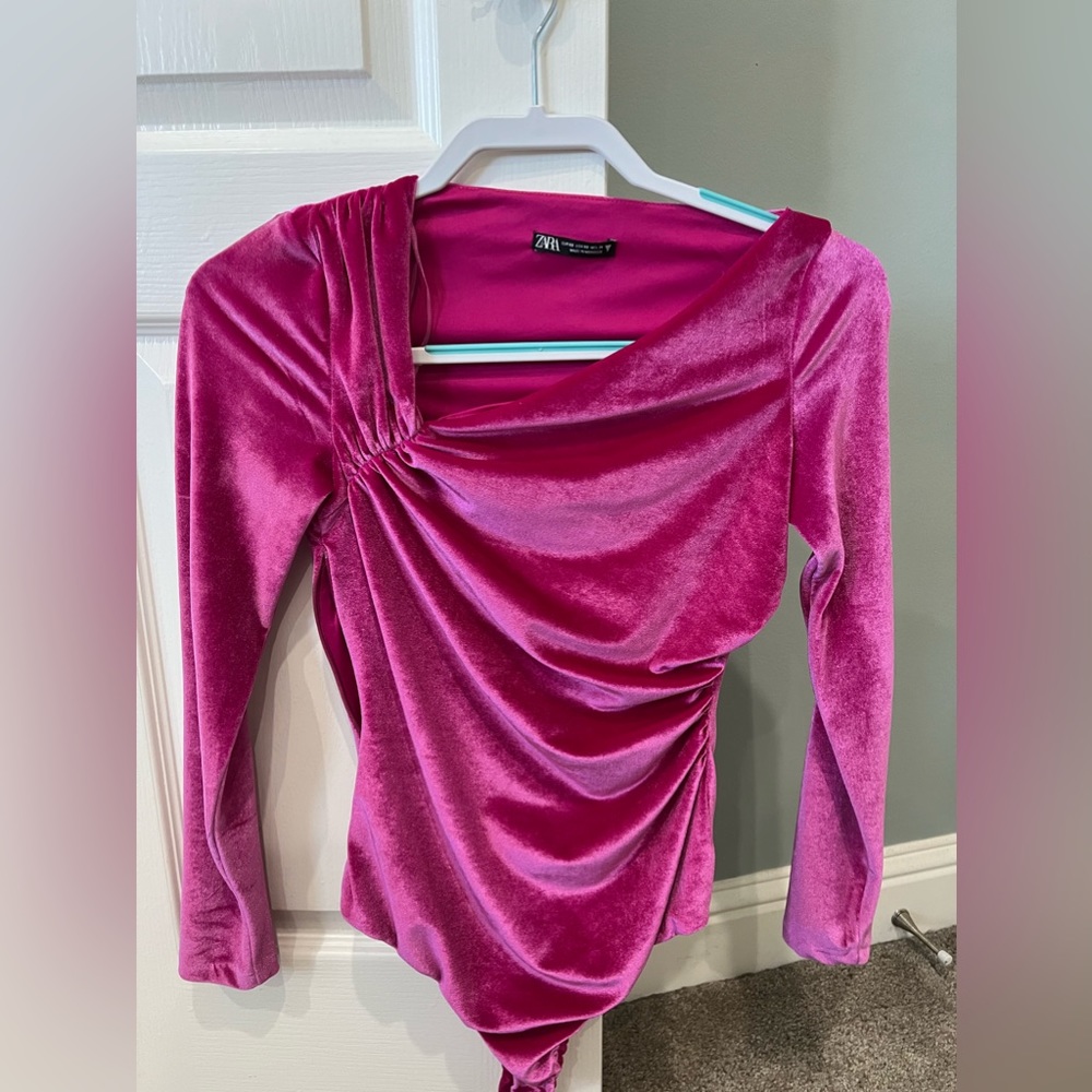 Zara pink velvet body suit